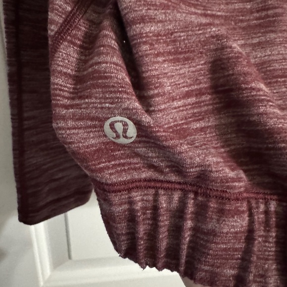 Lululemon healthy heart pullover II - Picture 3 of 6